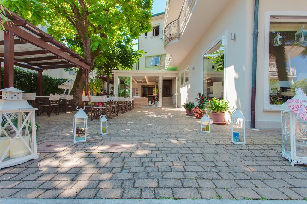 B&B Airone Cervia - Camere E Appartamenti Exterior photo