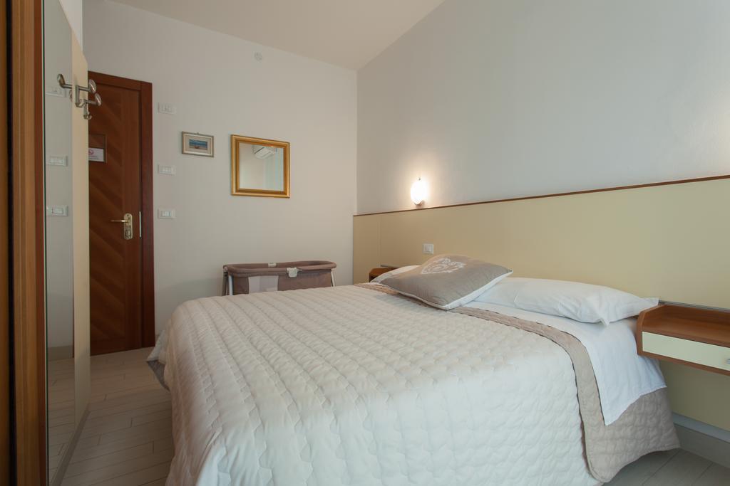 B&B Airone Cervia - Camere E Appartamenti Exterior photo
